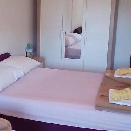 Apartment Rudez *