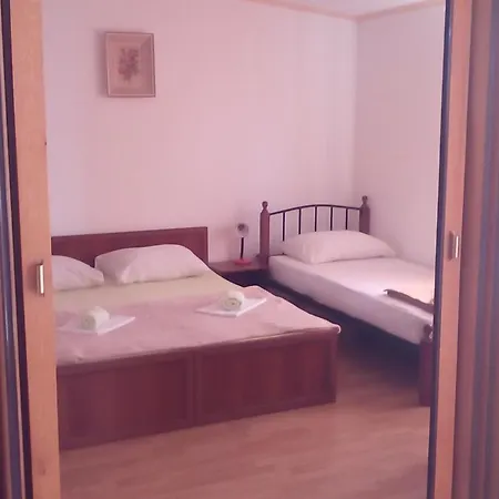 Rudez * Gradac (Split-Dalmatia)