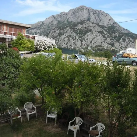 Apartment Rudez *